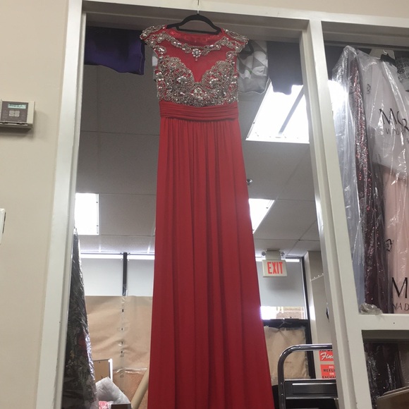 Jovani Women’s size 4 Gown - Picture 2 of 8